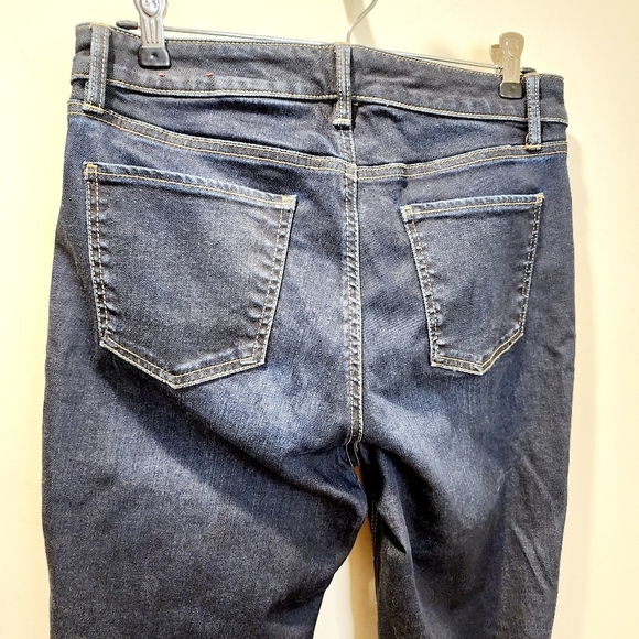 TALBOTS Flawless Five- Pockets Boot Cut jeans size 10P - Picture 9 of 11